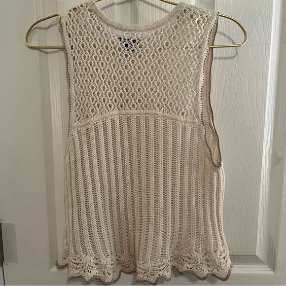 American Eagle Cream Crochet Lace Intimate Top - Picture 8 of 8